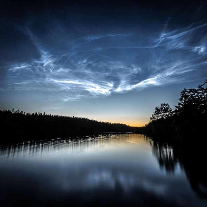 04-noctilucent-clouds-gallery.adapt.1900.1.jpg